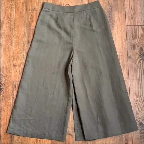 NWOT Zara Olive Green Pleated Split Skirt Culottes